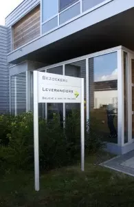 Zunanja tabla Bezoekers