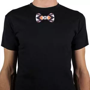 Leseni metuljček Streak na modelu
