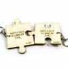 Obesek puzzle z gravuro