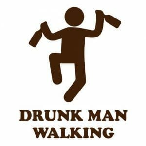 Alternative view of Drunk man walking, majica